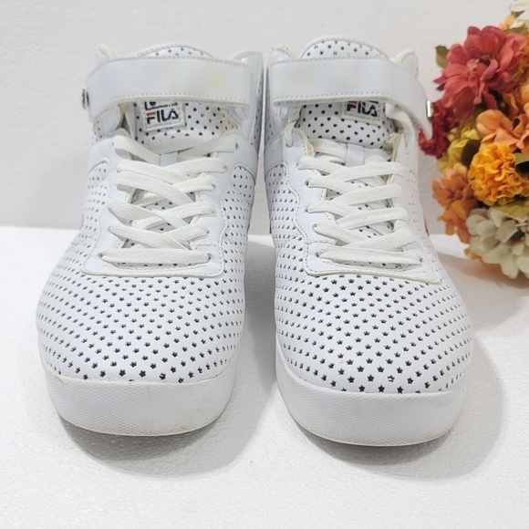 FILA MEN'S WHITE SNEAKERS SZ.11 - Picture 5 of 8